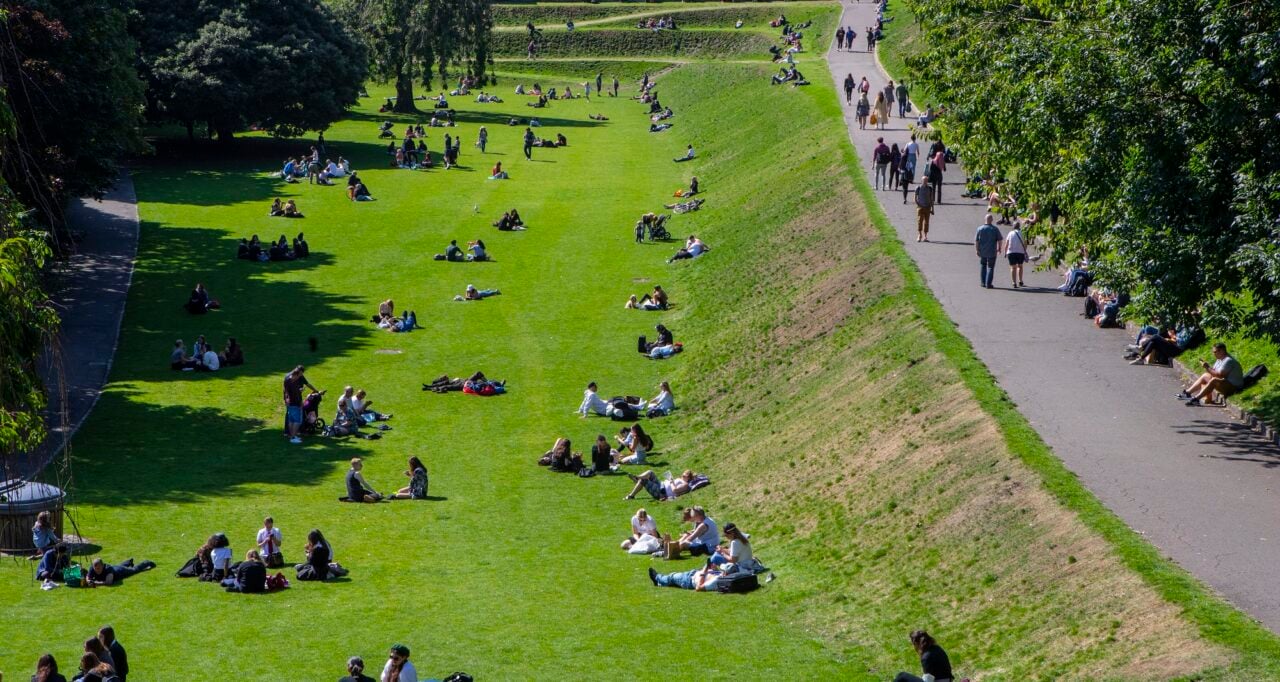 Princes Street Gardens, Sunbathers