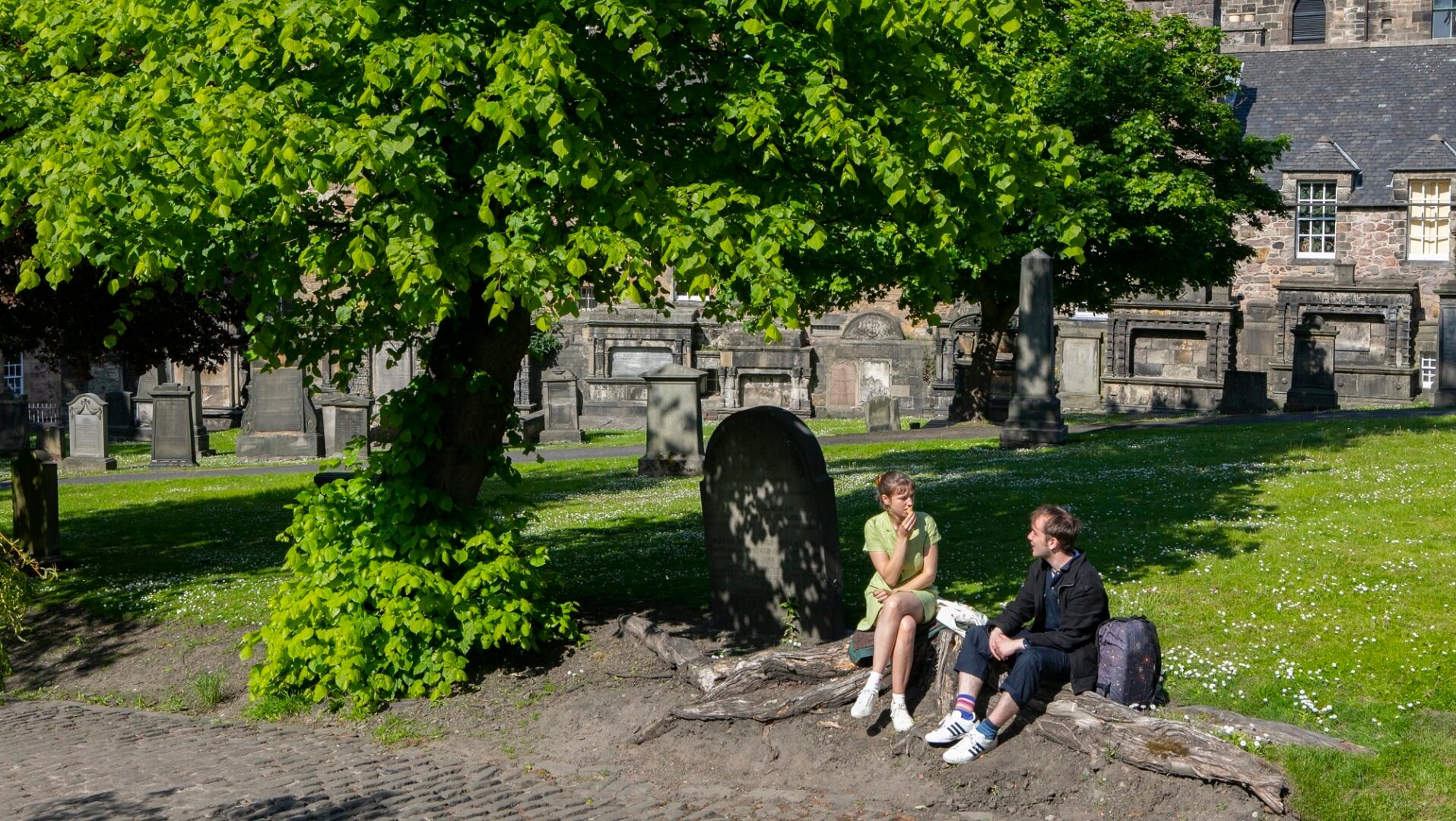 Greyfriars Graveyard Couple Chatting