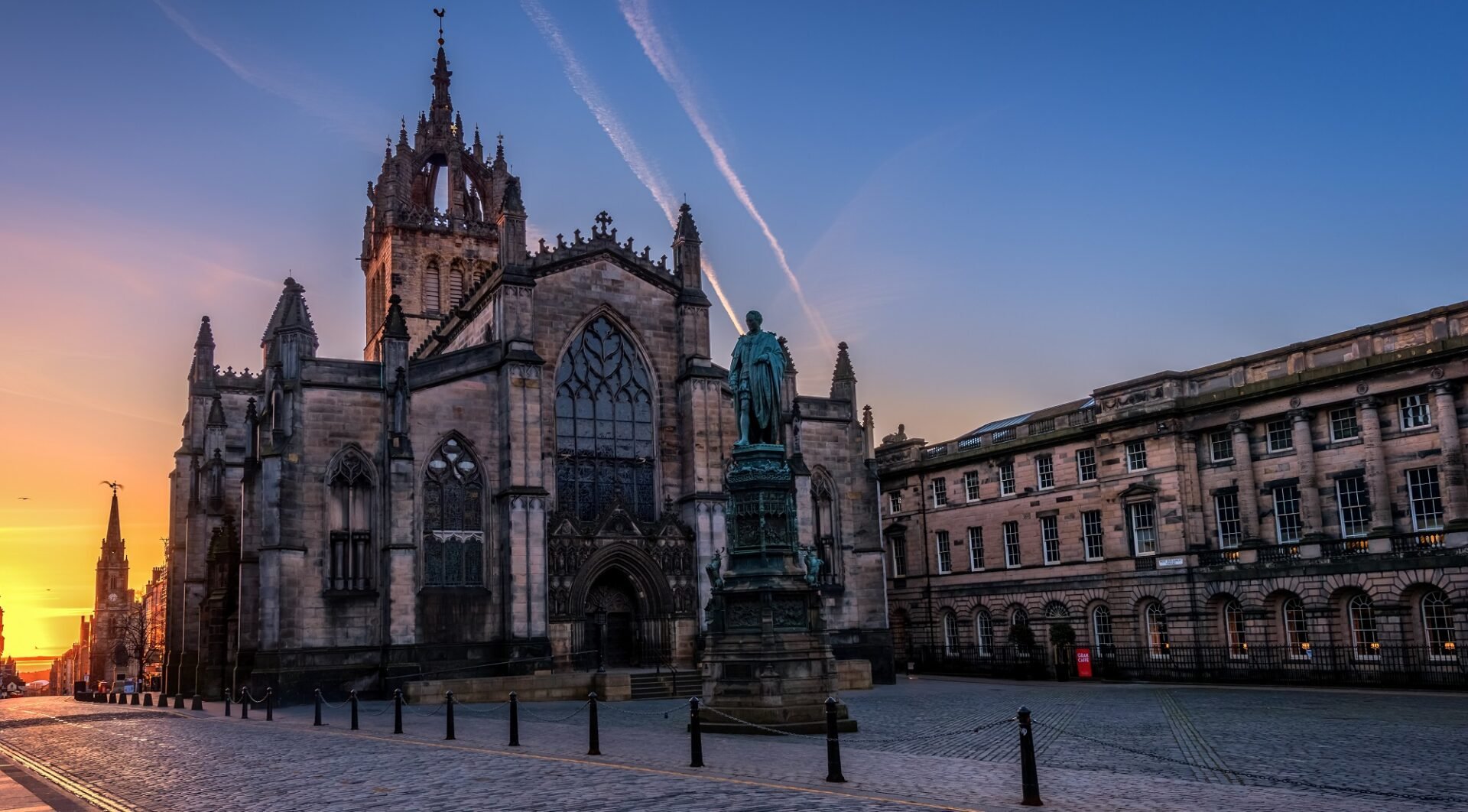 Sunrise behind St Giles Cathedral