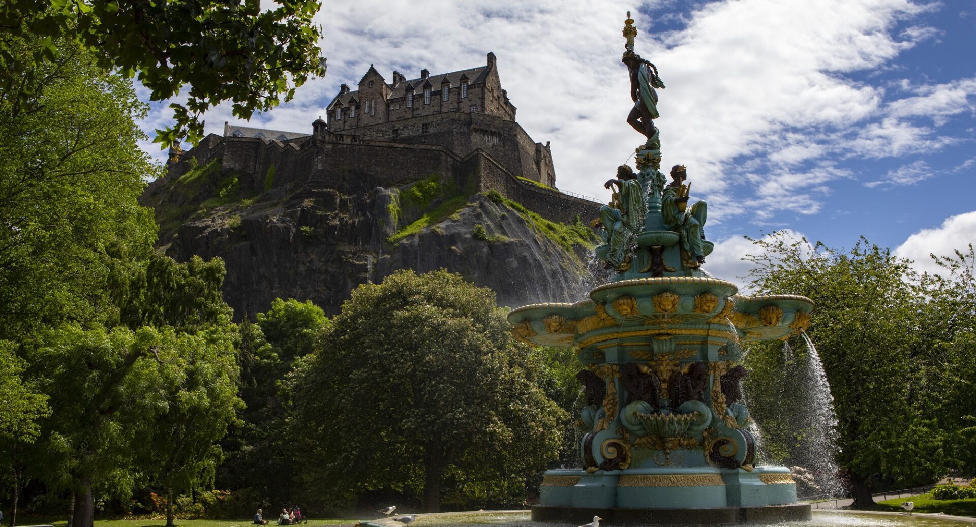 Ross Fountain and Castle