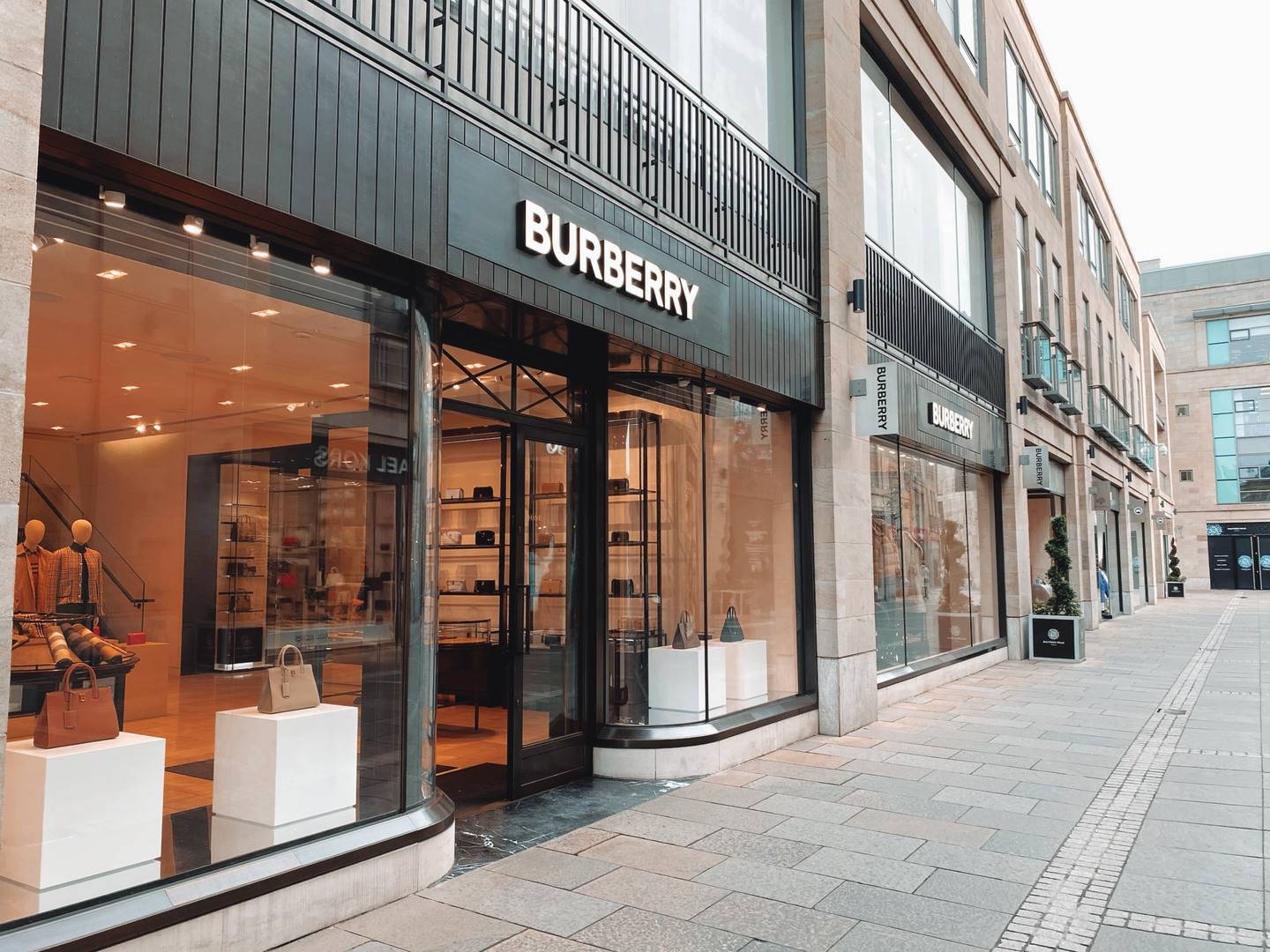 Burberry shop store edinburgh