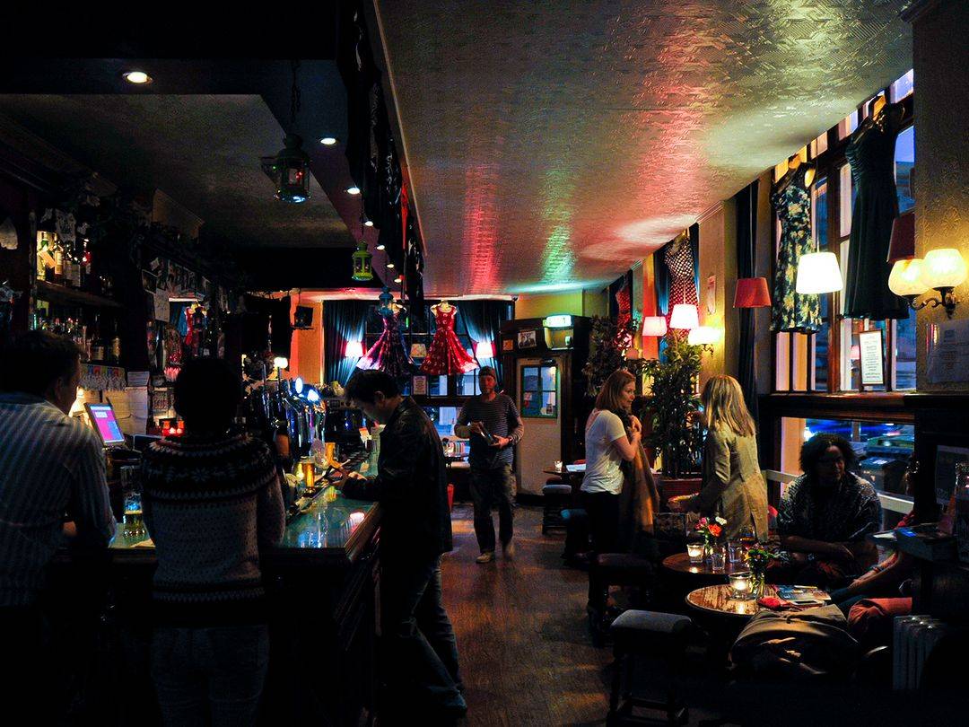Victoria Bar Interior