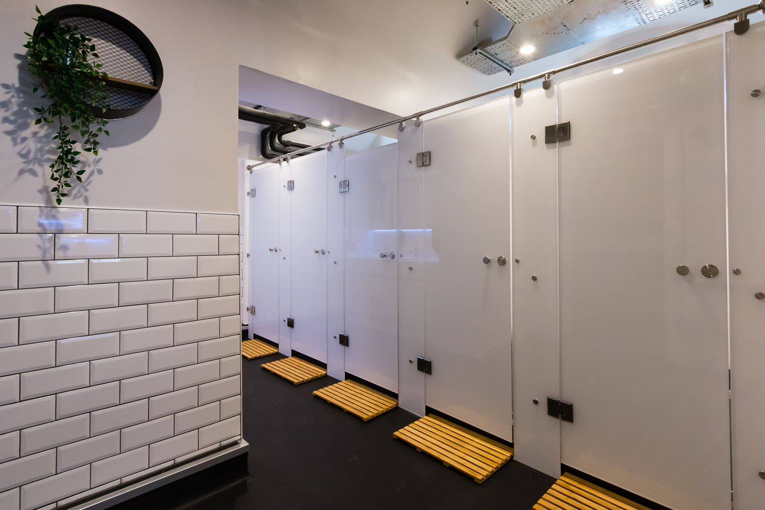 Shower cubical , Code Hostels