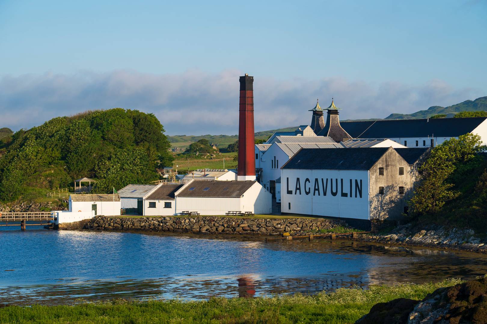 Lagavulin Distillery on Isle of Islay, Scottish Viewpoint