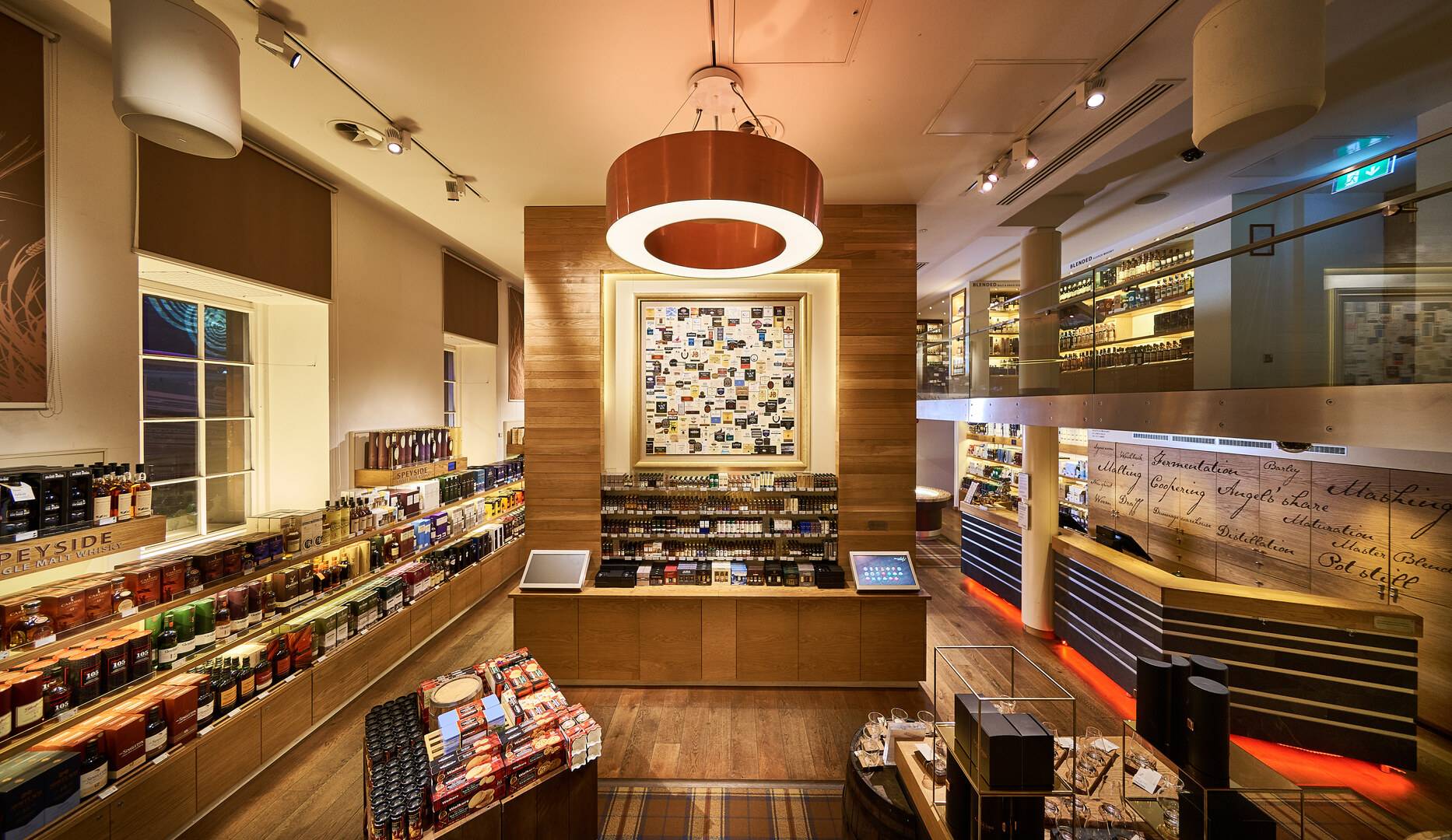 Scotch Whisky Shop - view ,© The Scotch Whisky Experience