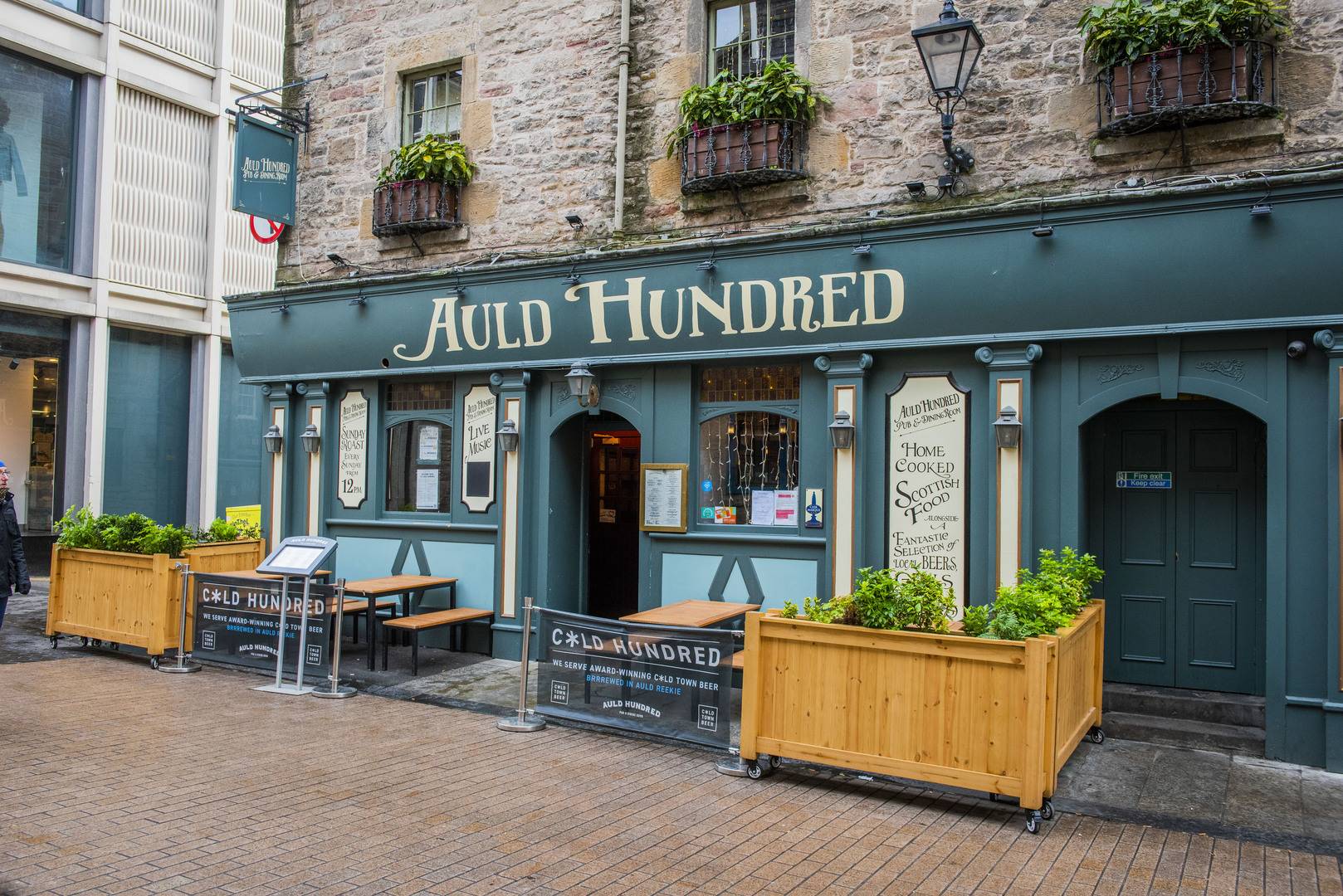 The Auld Hundred Exterior