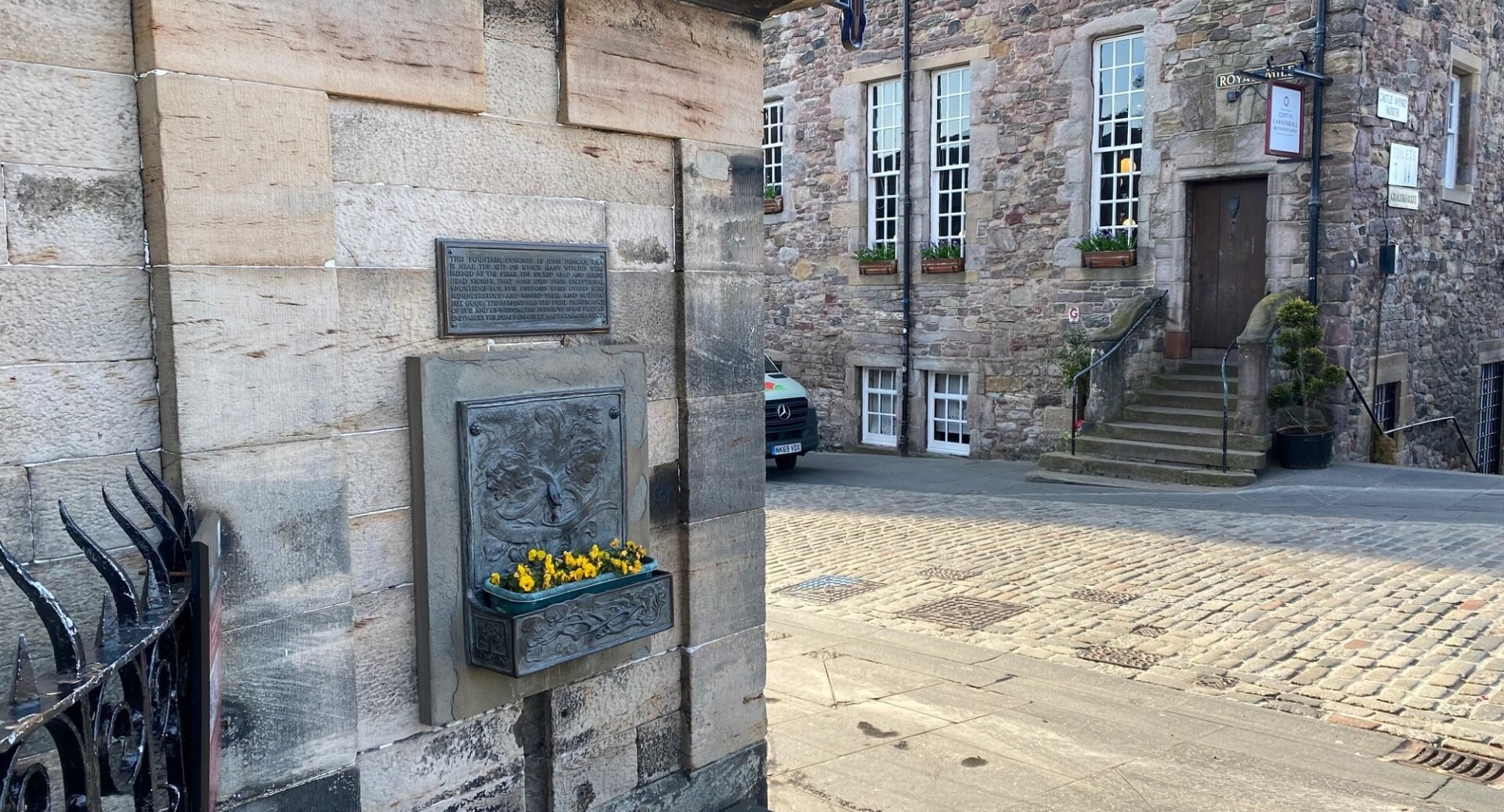 Witches Well - Edinburgh Castle