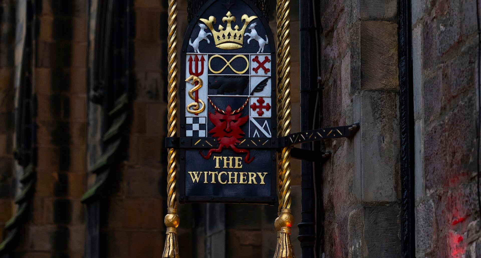 The Witchery Sign