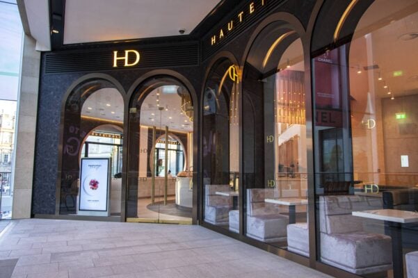 Image of the front of the restaurant with five large arched windows.,© Haute Dolci