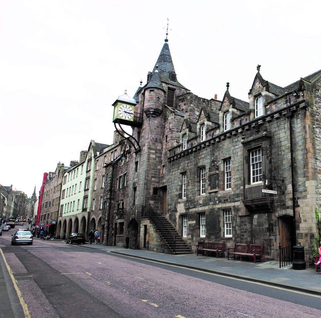 View of The People's Story Museum entrance from the Royal Mile