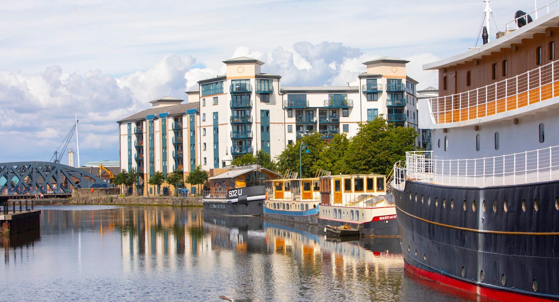 Water of Leith, Barges and Boats