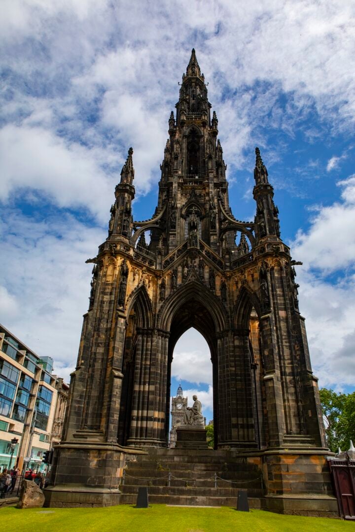 Scott Monument