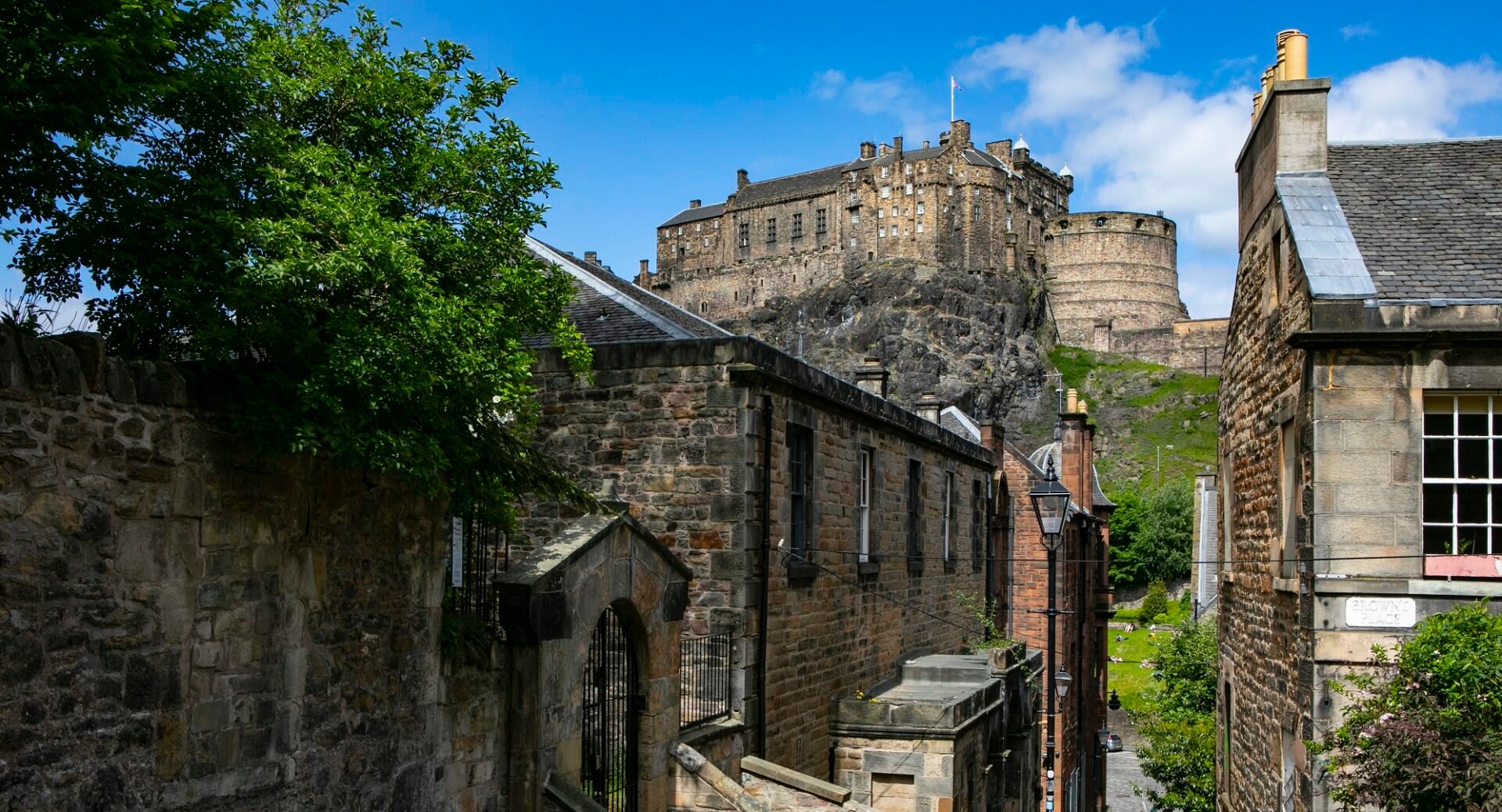 The Vennel looking towards the Castle