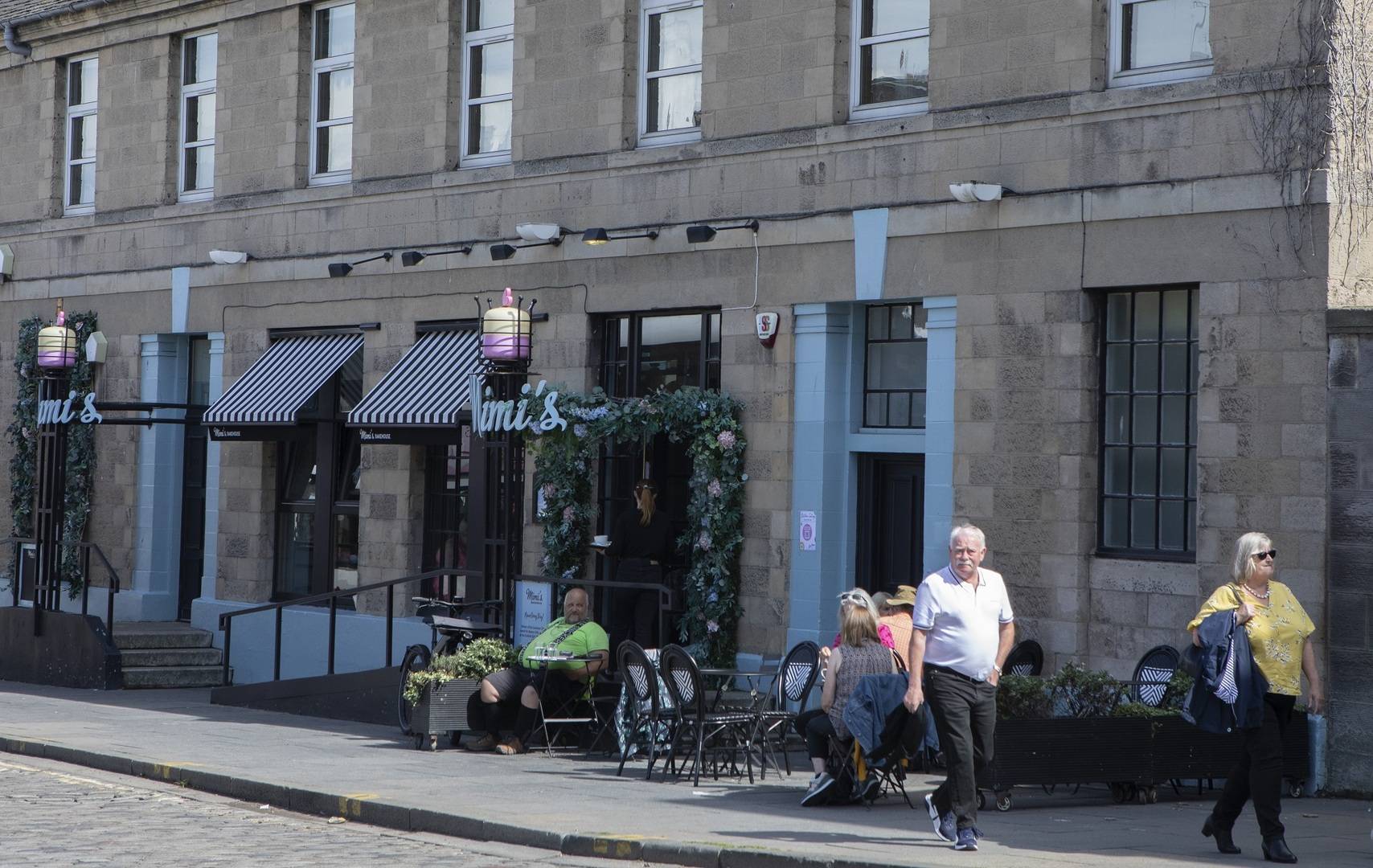 Mimi's Bakehouse exterior