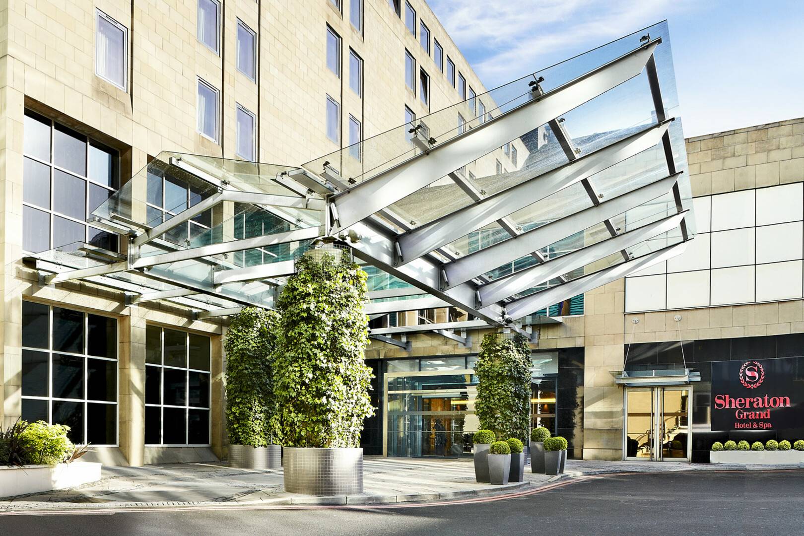 Forecourt Entrance at The Sheraton Grand Hotel & Spa