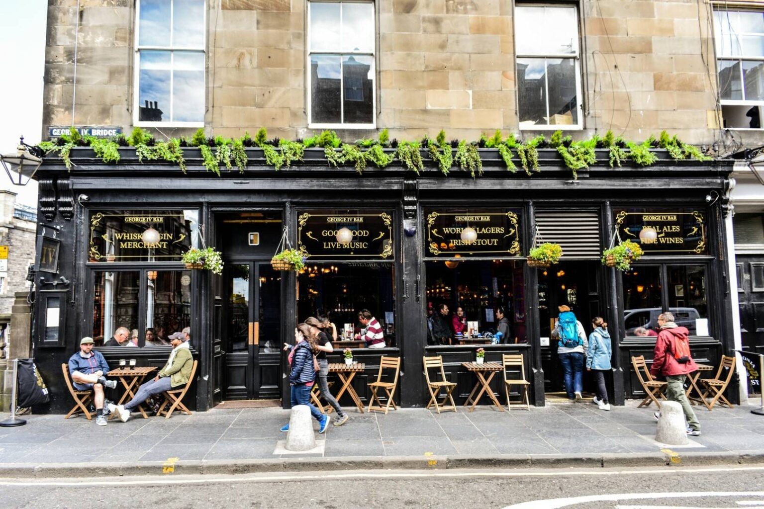 Live Music Bars In Edinburgh