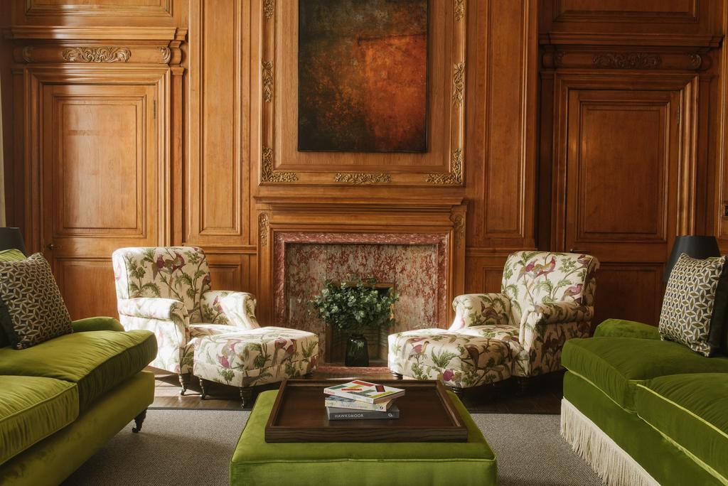 Cheval Edinburgh Grand living room