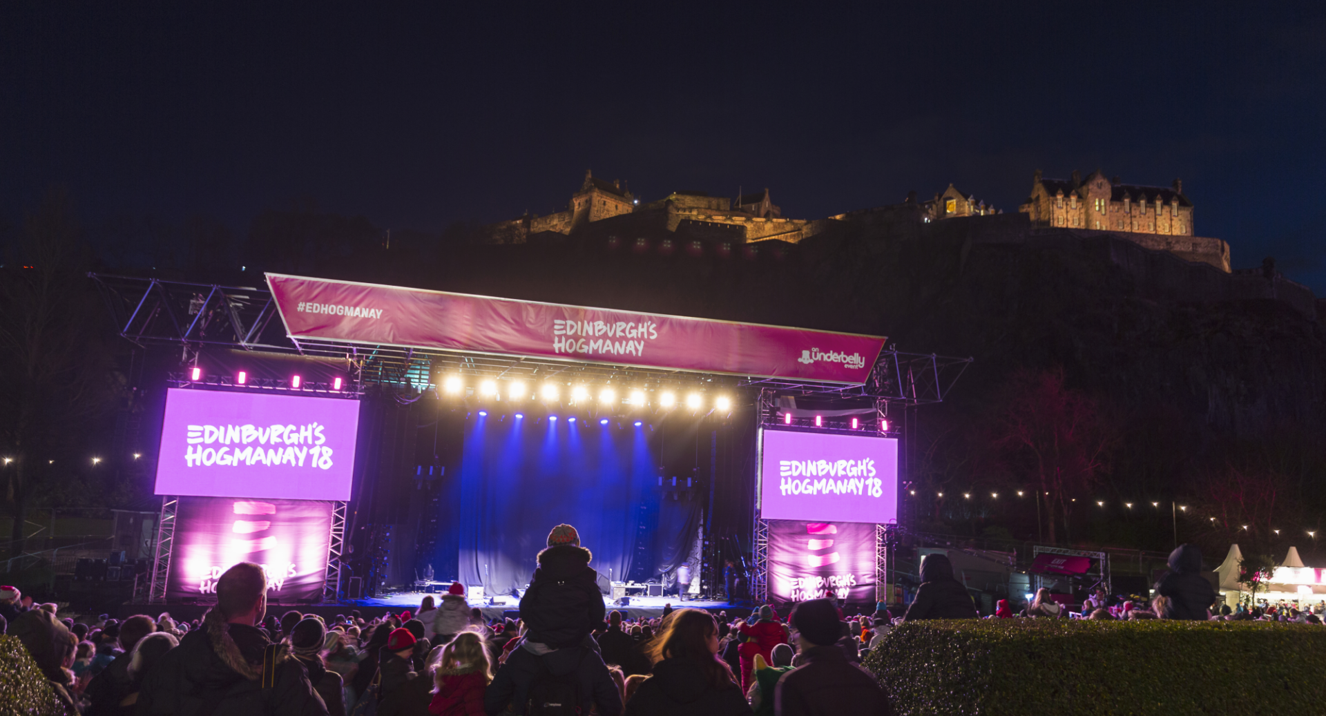 The Bairns Afore Hogmanay Event crowd overlooking the stage in front of Edinburgh Castle.