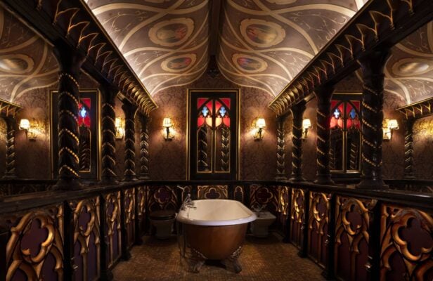 Heriot Suite bathroom, The Witchery by the Castle