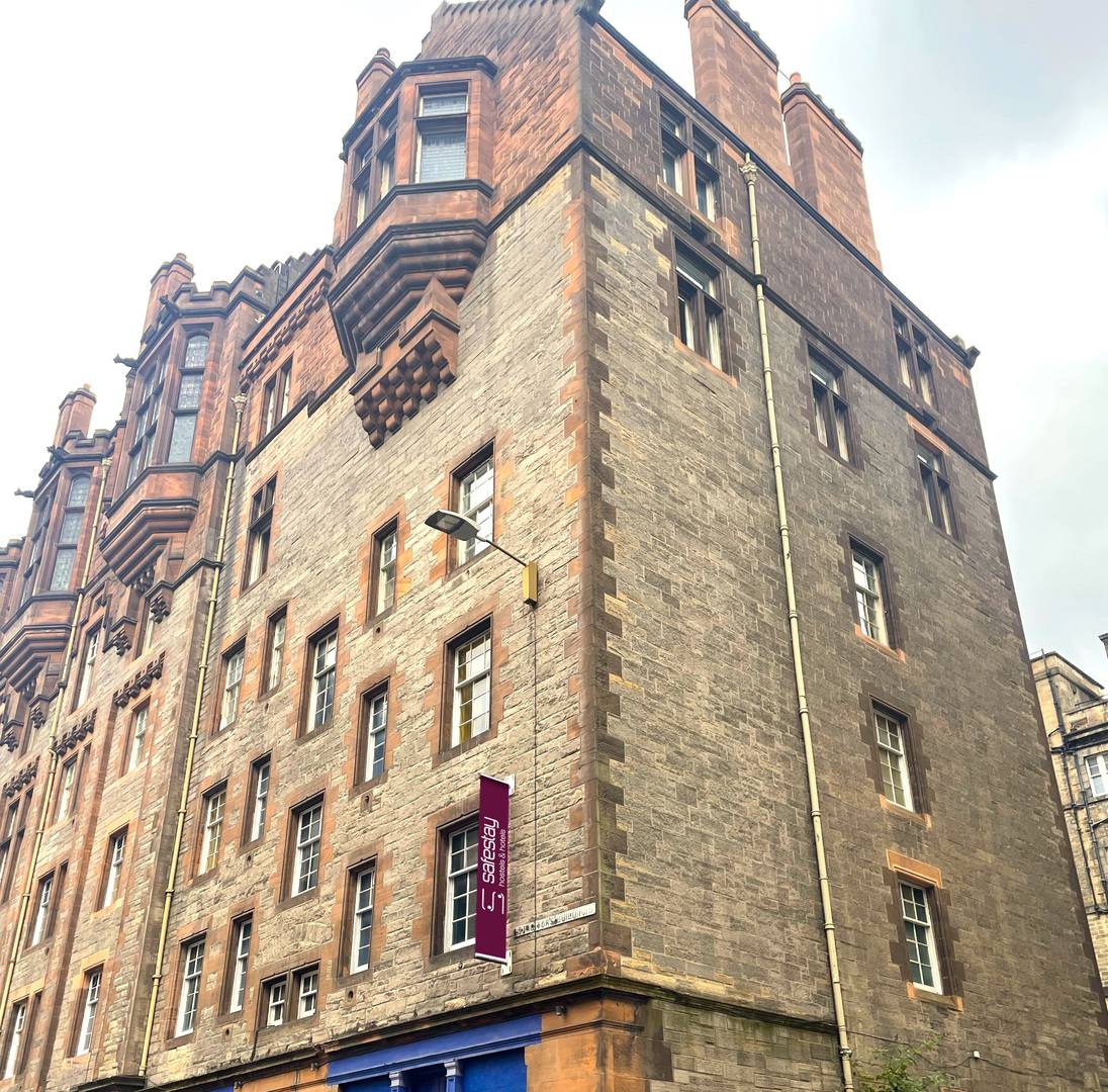 Safestay Edinburgh Cowgate Exterior