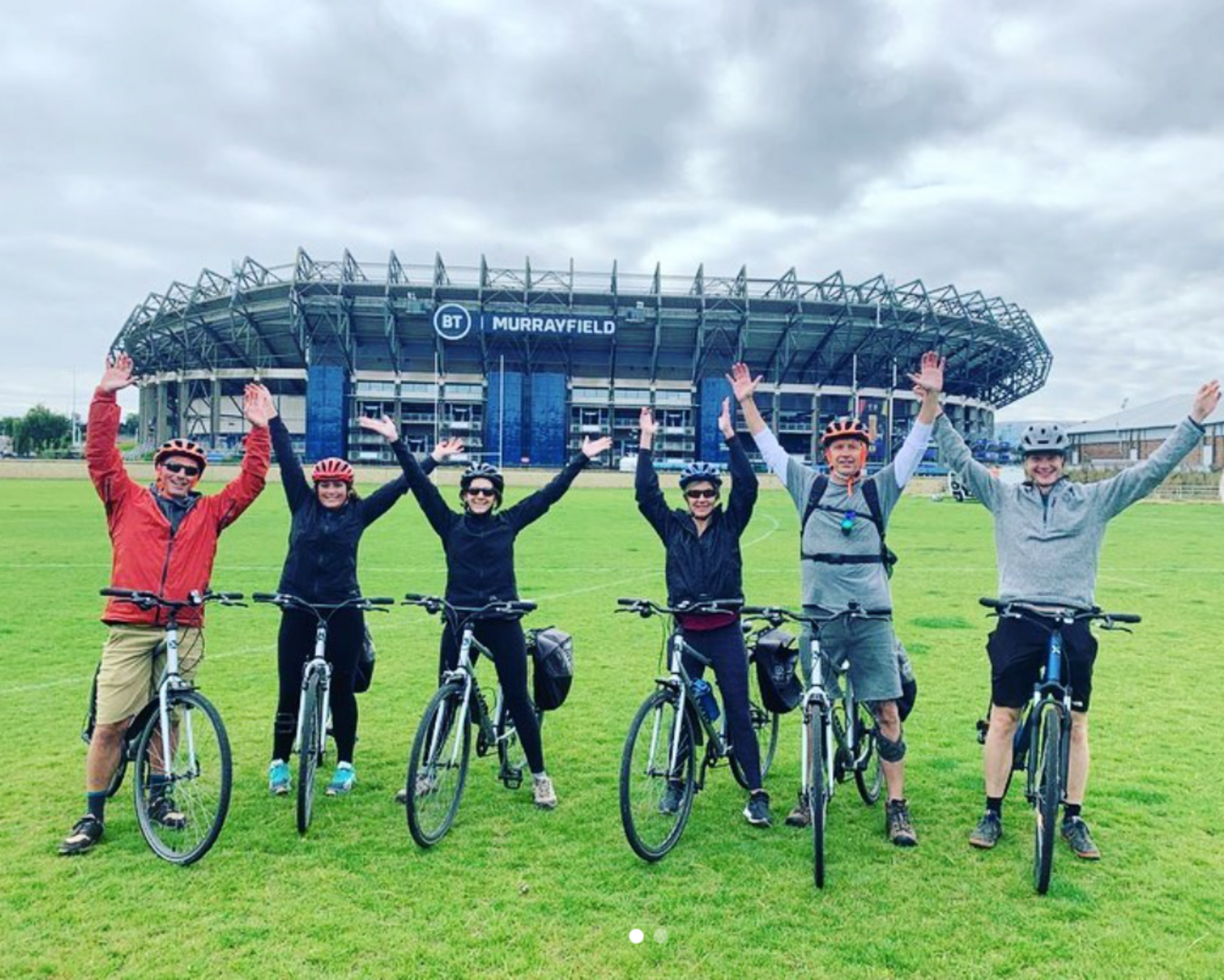 Image of cyclists in front of Murrayfield Stadium,© a wee pedal
