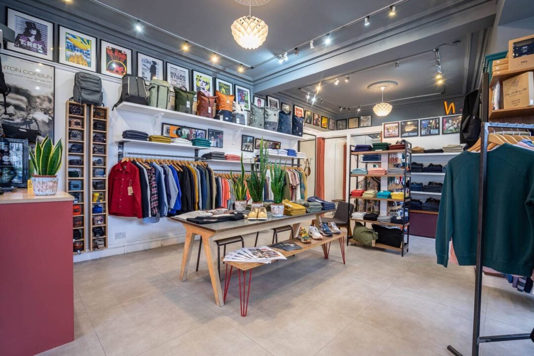A picture of the interior of our store.,© Frontiers Man