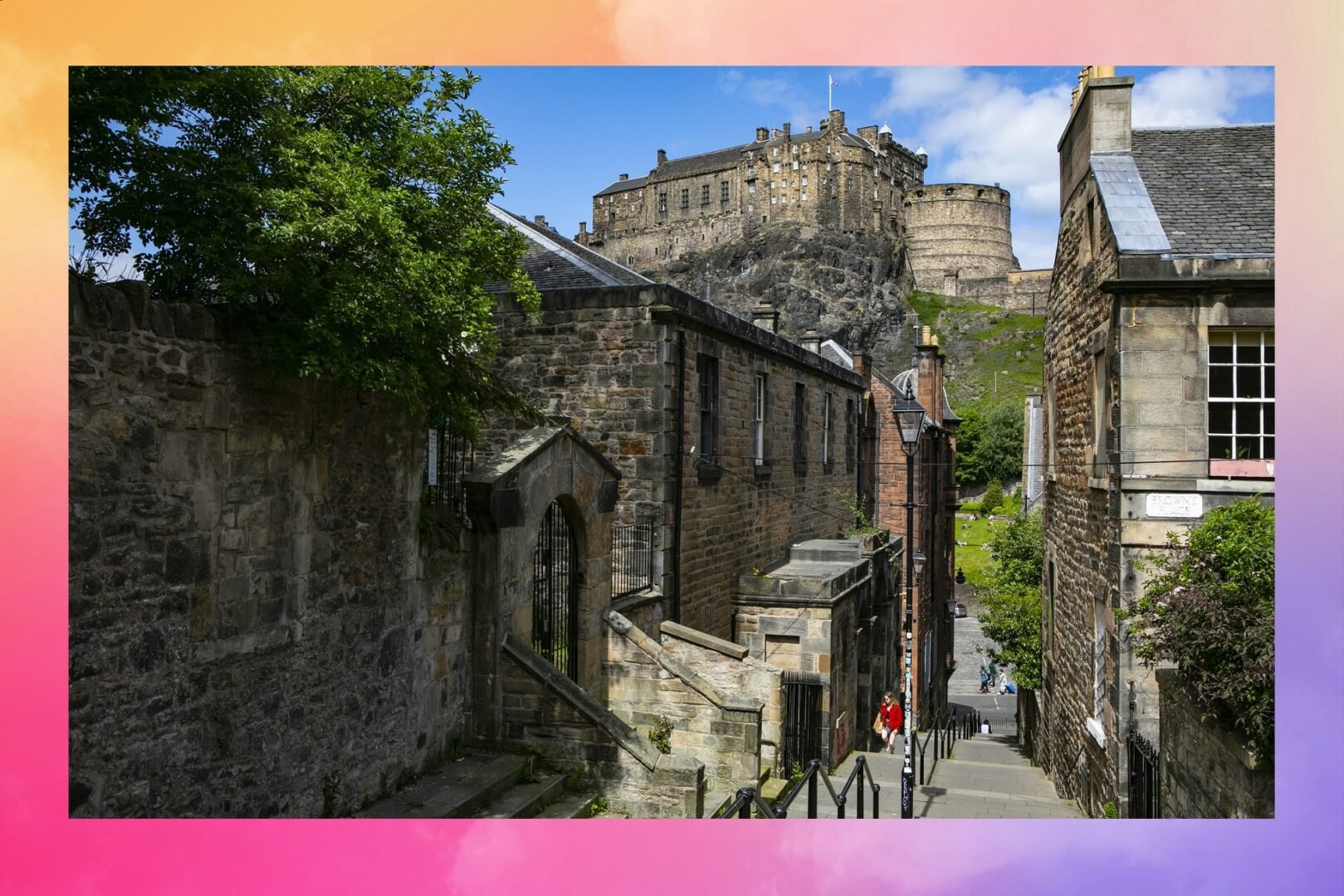 The Vennel with Edinburgh Castle in background