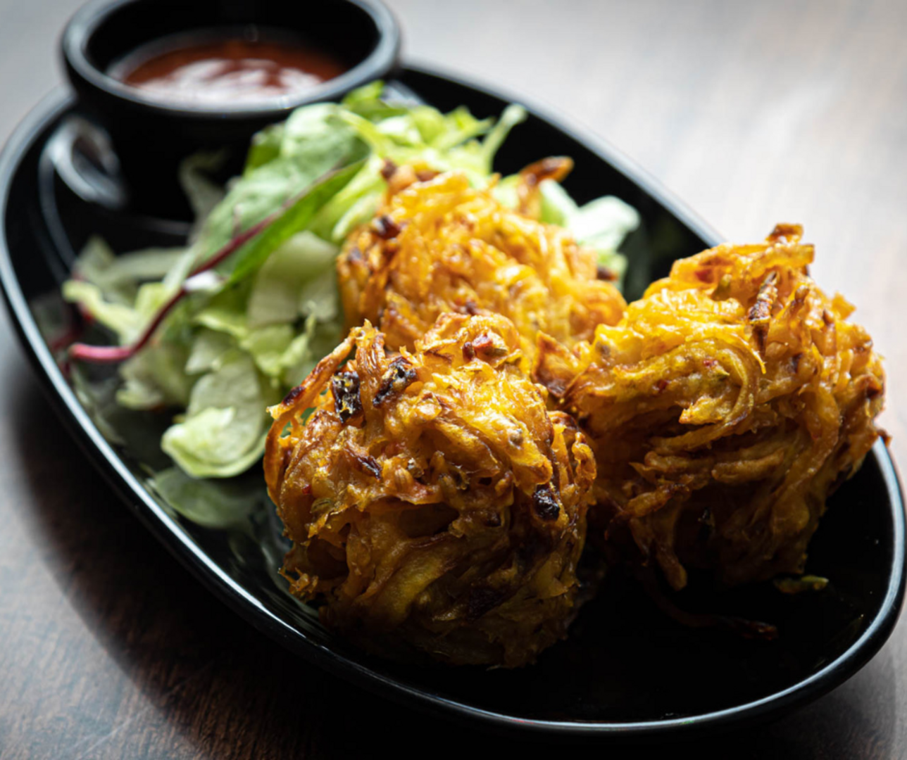 Onion Bhaji,© Chaskaa Indian Restaurant