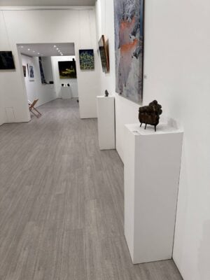 Gallery Interior,© Graystone Gallery 2024