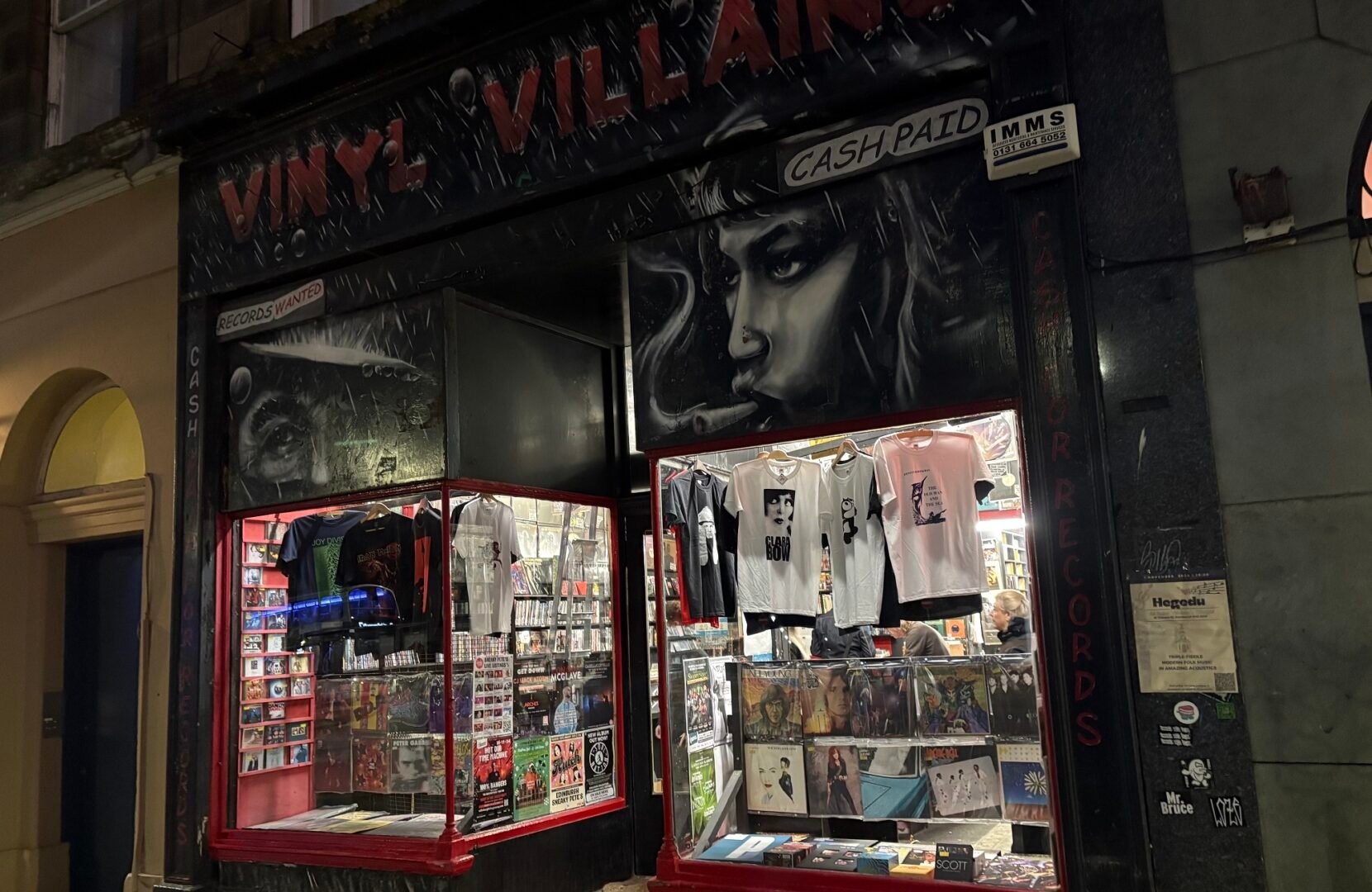 Vinyl Villians Exterior