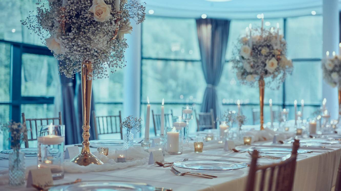 Wedding table at the Glasshouse