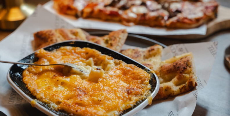 mac and cheese at Johns Coffee House
