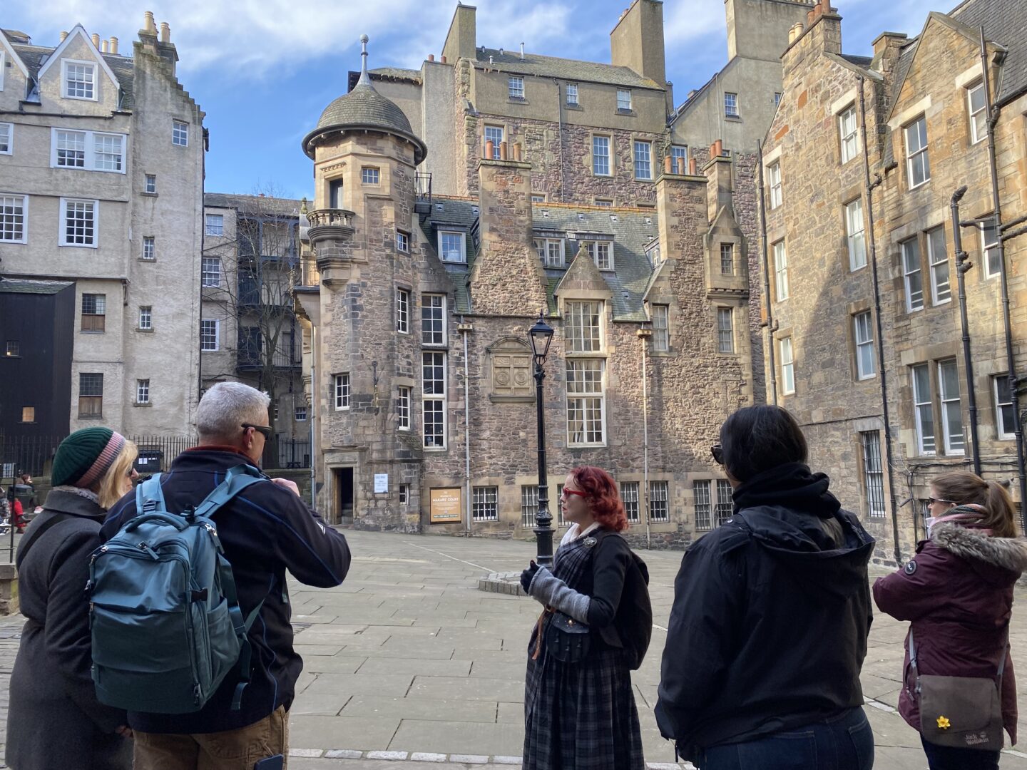 Walk the Old Town Guide with Tour Group near Writers Museum