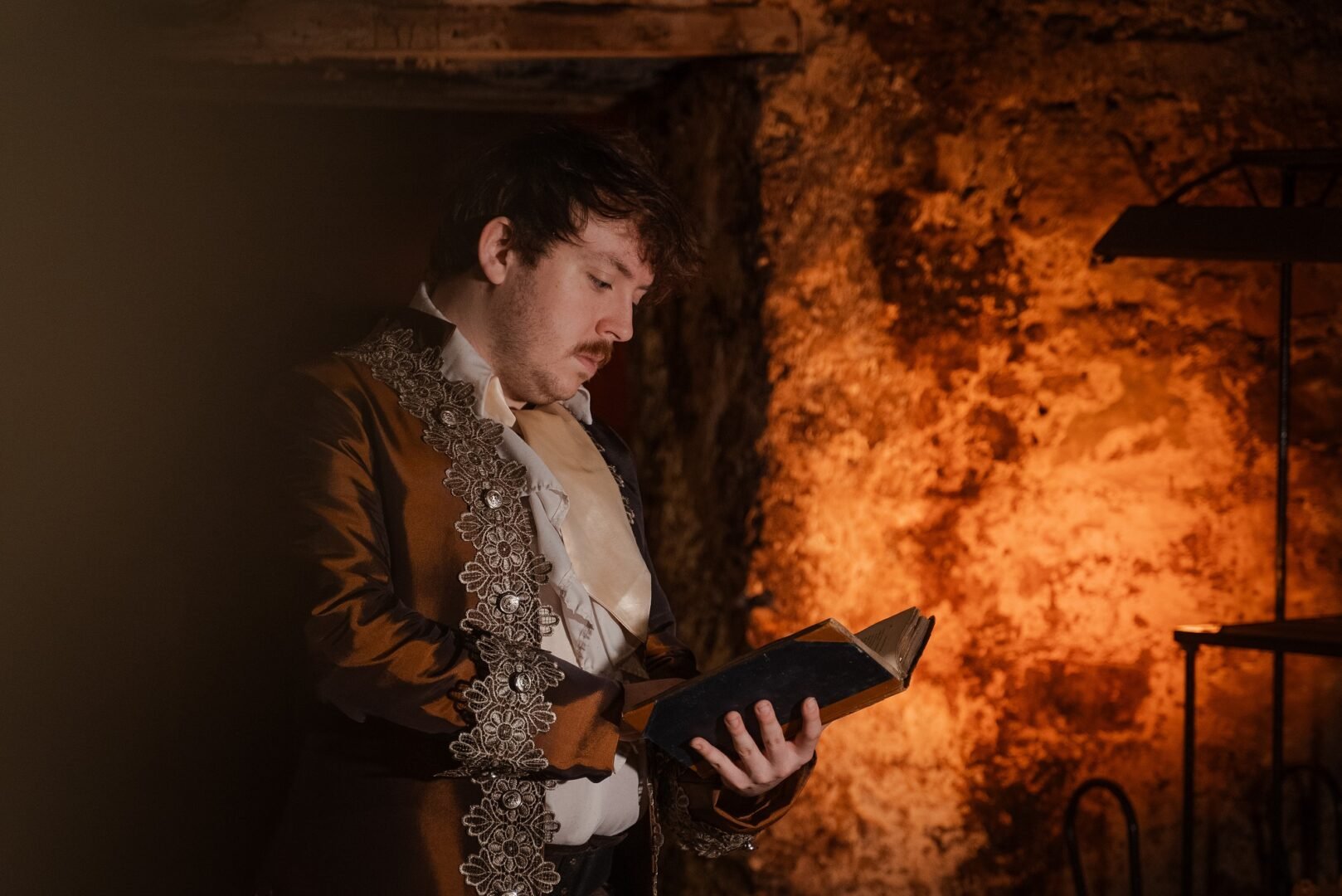 Tour guide dressed up as character from the Pride Tour at Real Mary Kings Close