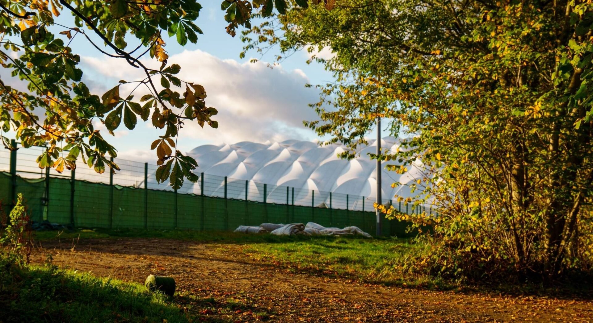 Oriam External Roof from Trim Trail,© Oriam