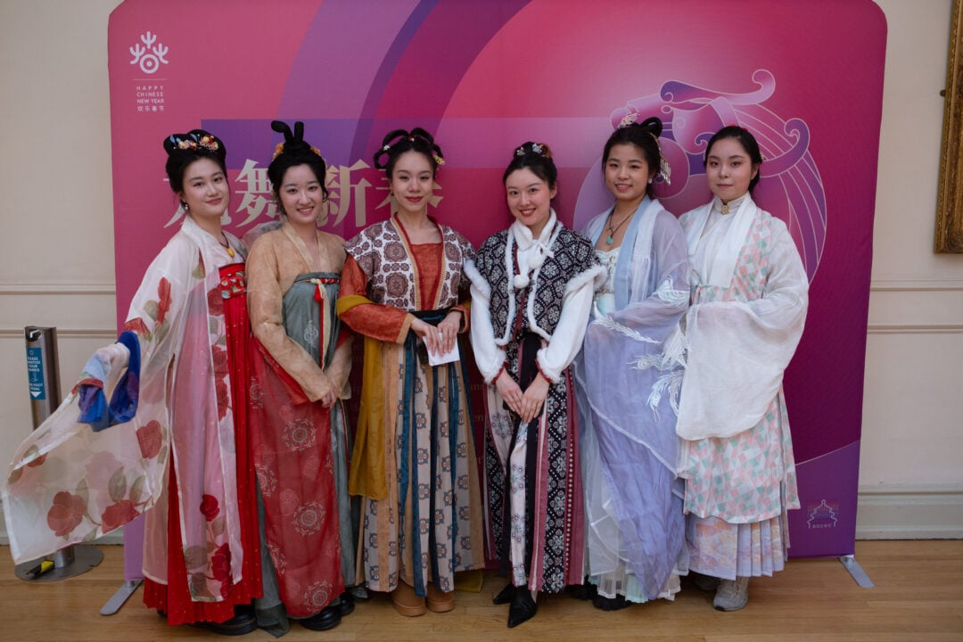 A group of women in traditional Chinese dress