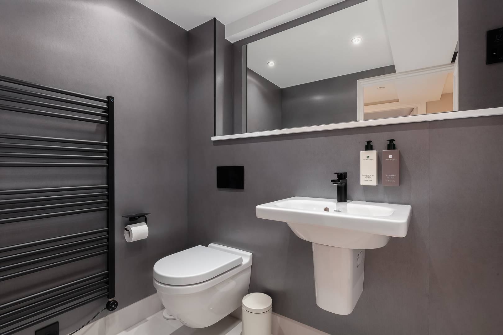 Destiny Scotland Apartments bathroom,© Destiny Scotland