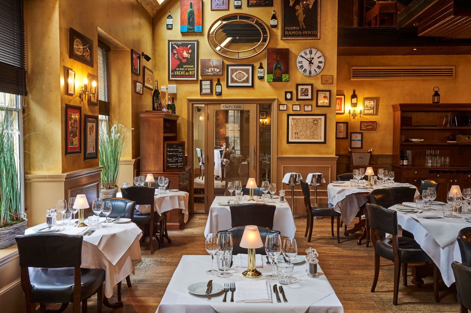 The interior of Bistro du Vin