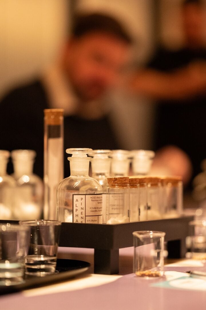 Edinburgh Gin test tubes and a m