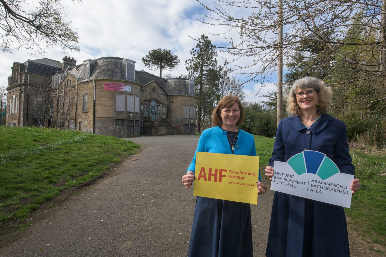 Photo of announcement of Partnership Fund grant awards, in front of Gracemount Mansion