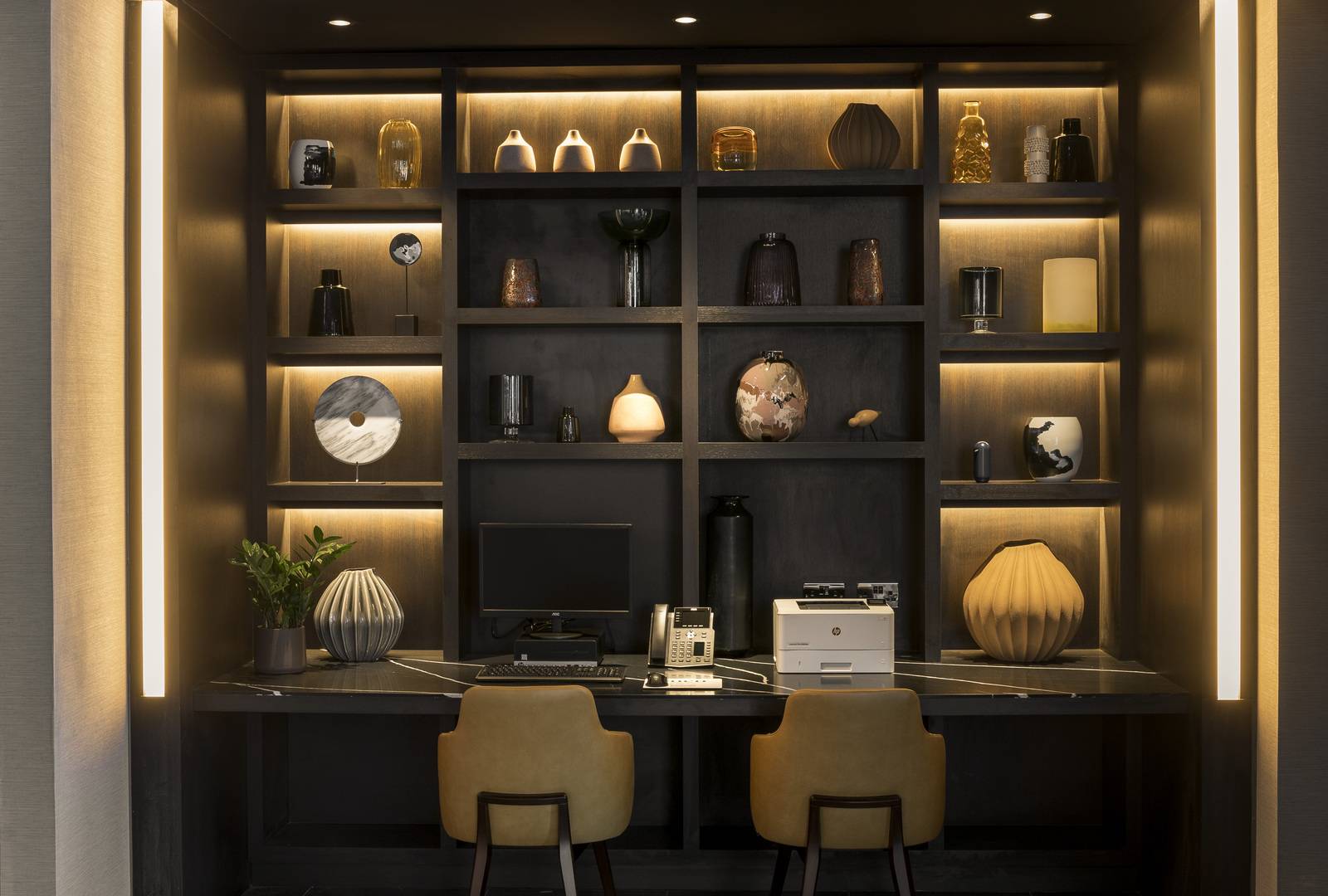 Business Centre,© IHG Hotels