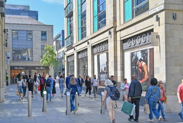 Multrees Walk entrance with Gucci store on the right and Max Mara straight ahead