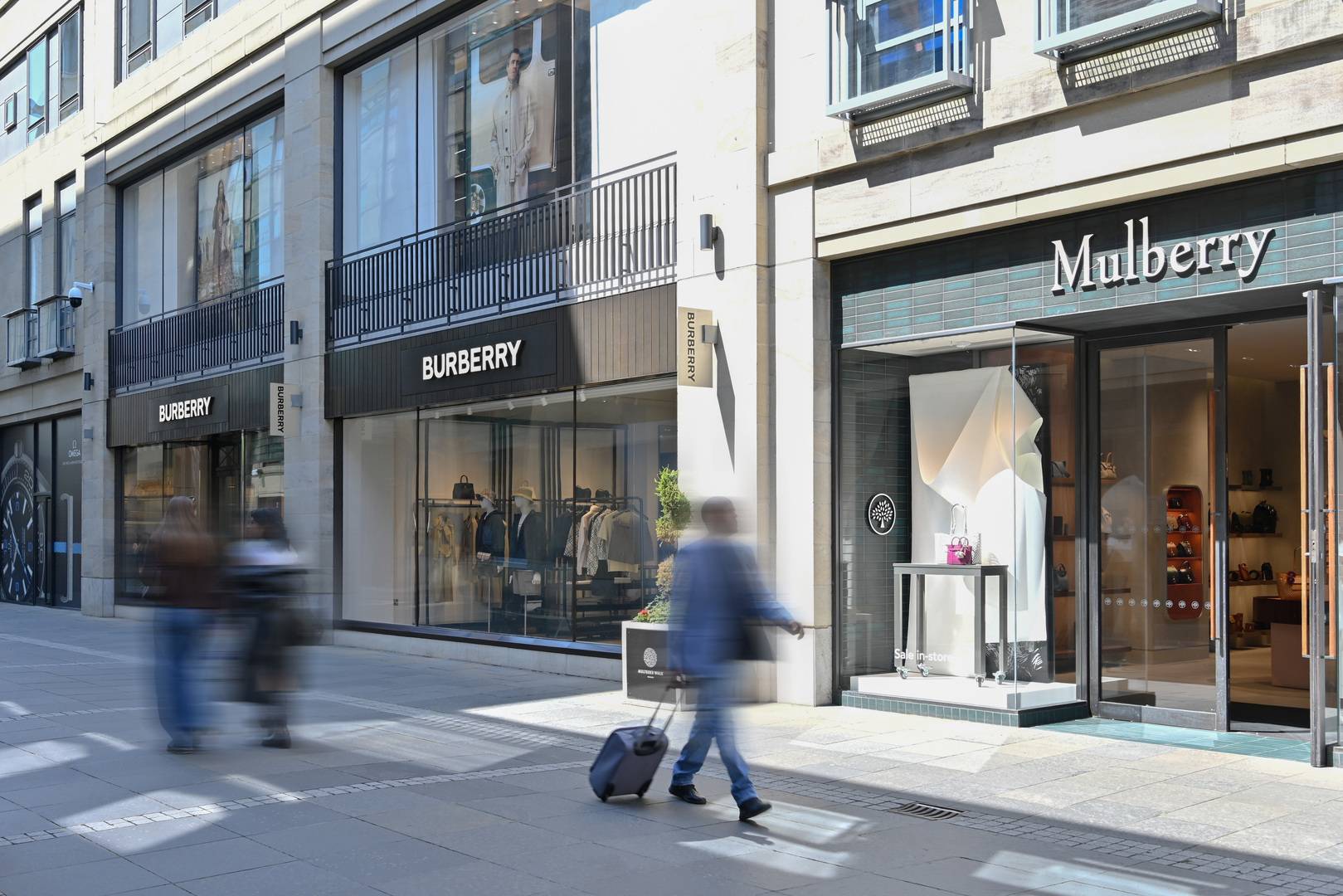 Multrees Walk brand frontages for Burberry and Mulberry,© Multrees Walk