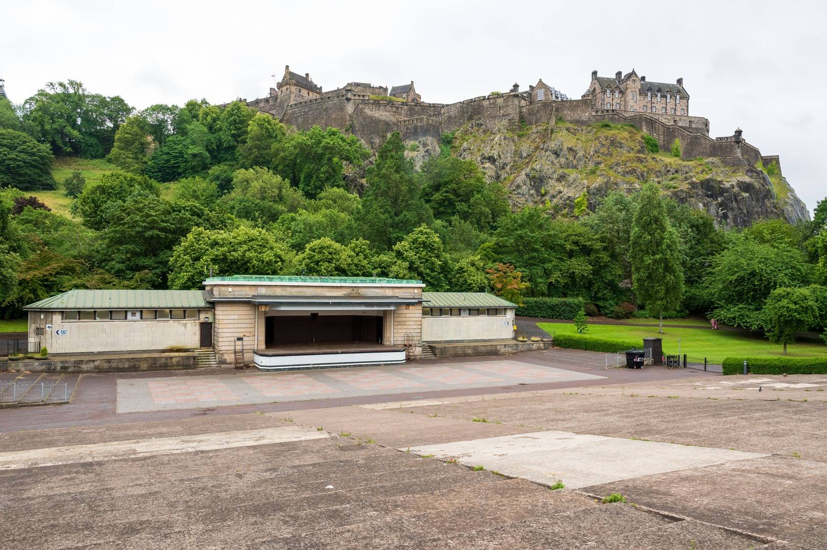 Day time shot of an empty Ross Bandstand beneath Edinburgh Castle