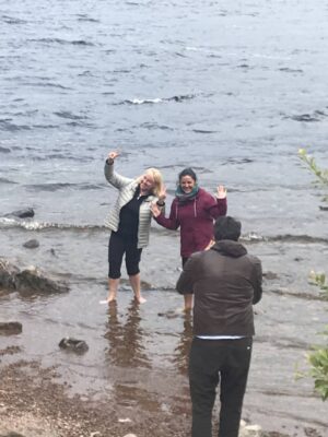 Edimburgo tour at edge of Loch Ness