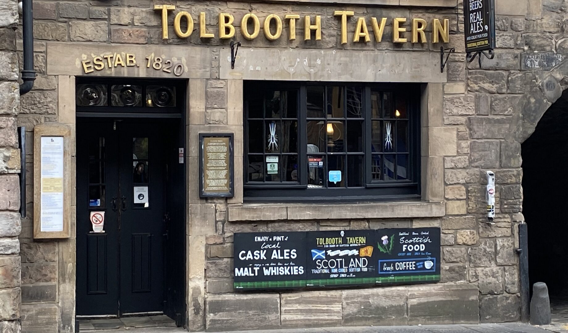 The Exterior of the Tolbooth Tavern