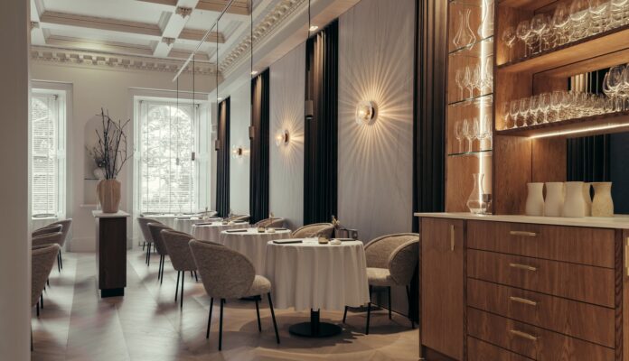 Lyla Restaurant interior