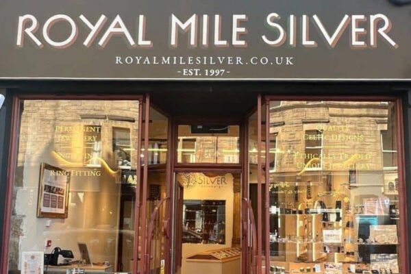 Royal Mile Silver exterior of shop