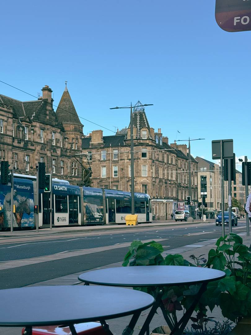 Right by McDonald Road tram stop, Oh Deer sits at the perfect crossroads of Leith’s lively streets, with the buzz of buses, trams and everyday life just outside the window.