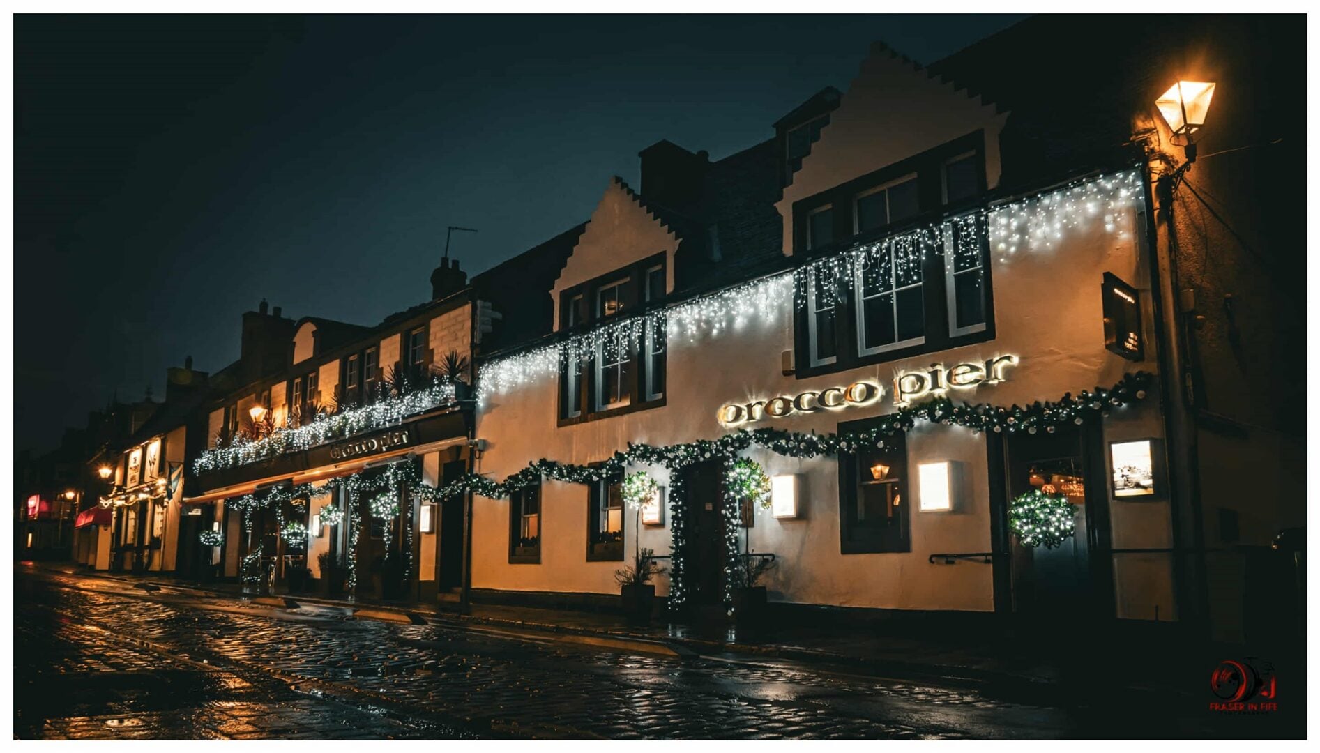 Orocco Pier Christmas lights